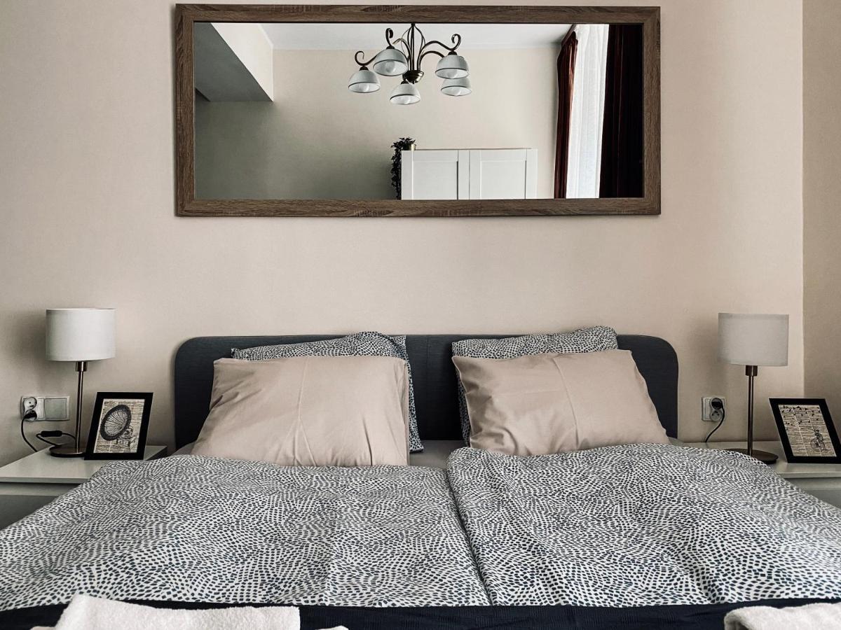 Charming Apartment, Wawel & Old Town Krakow II المظهر الخارجي الصورة